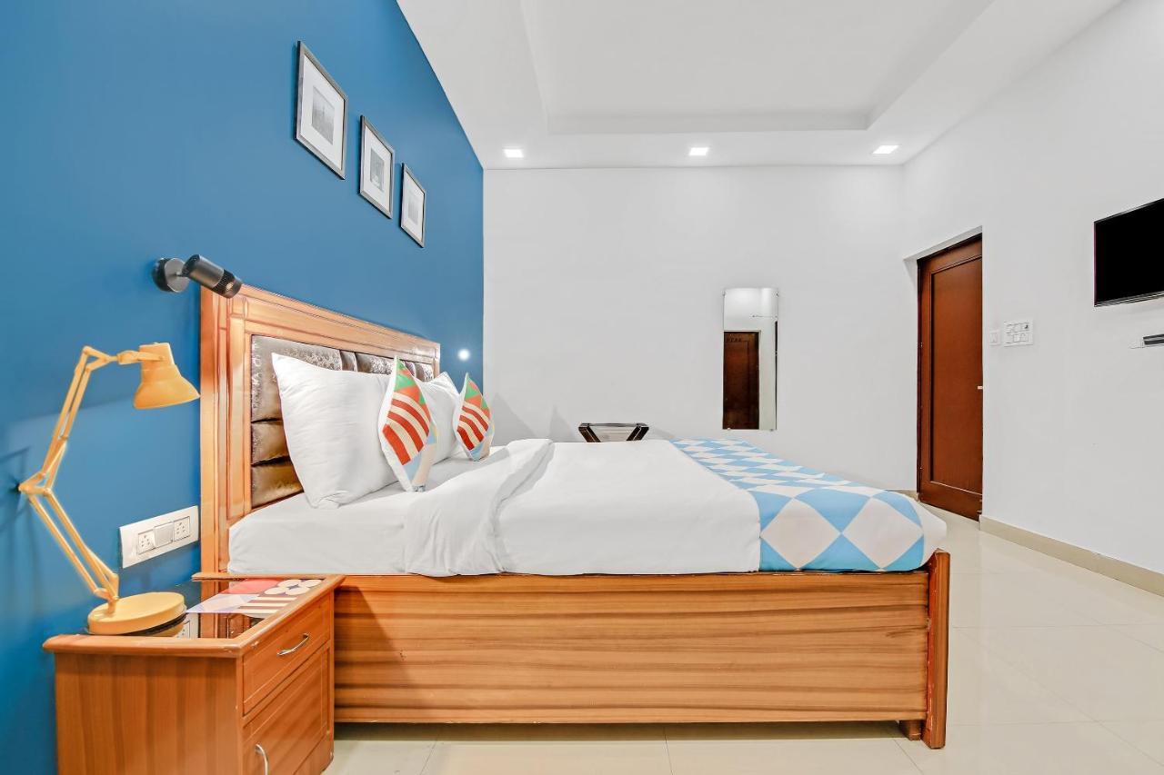 Oyo Home 64106 Comfortable Stay นิวเดลี ภายนอก รูปภาพ