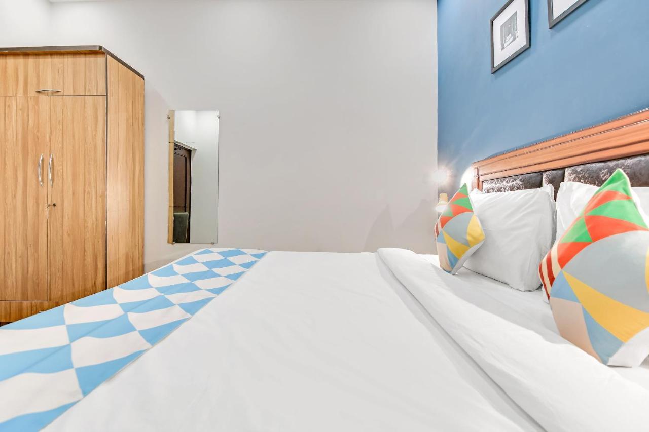 Oyo Home 64106 Comfortable Stay นิวเดลี ภายนอก รูปภาพ