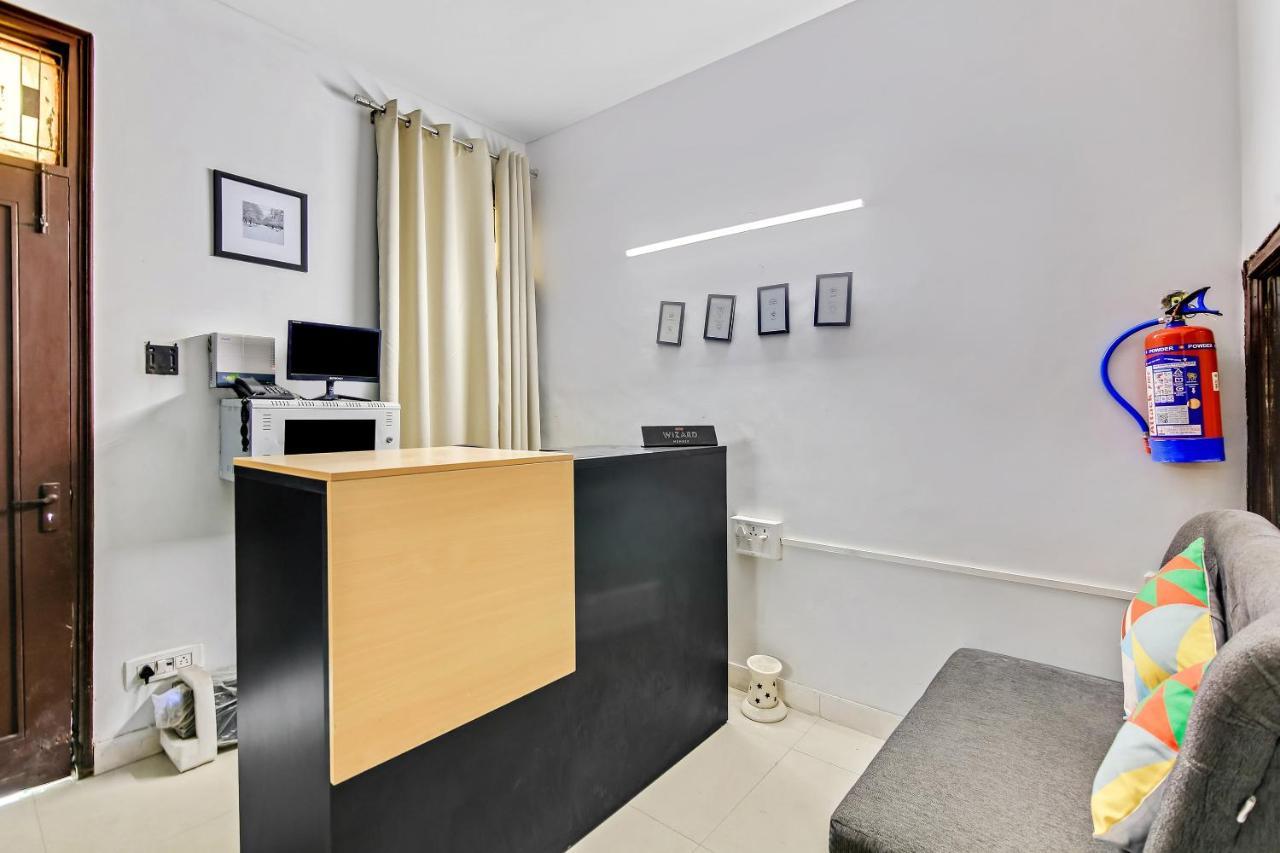 Oyo Home 64106 Comfortable Stay นิวเดลี ภายนอก รูปภาพ