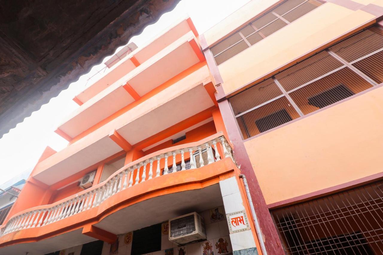 Oyo Home 64106 Comfortable Stay นิวเดลี ภายนอก รูปภาพ